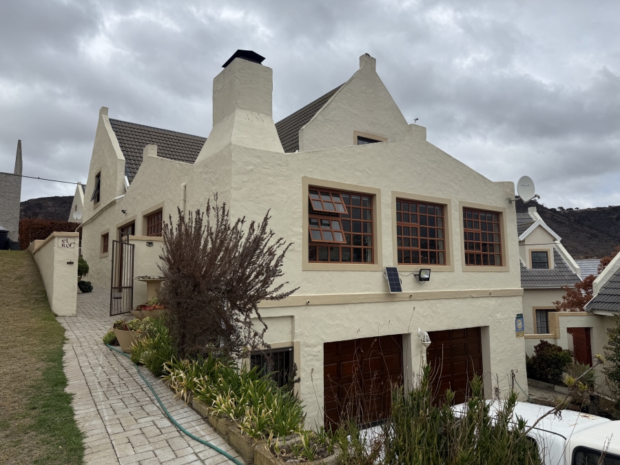 4 Bedroom Property for Sale in Vakansieplaas Western Cape